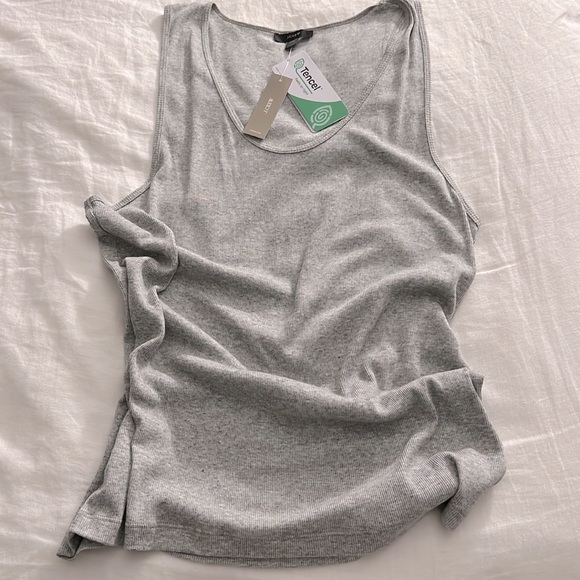 NWT J. Crew Fine Ribbed Tank in Heather Grey XXL - Picture 3 of 6